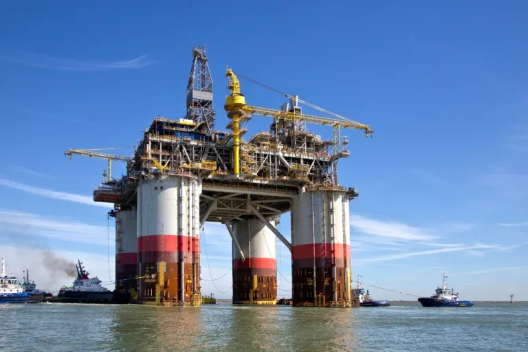 Complications Surrounding Philippine-Chinese Joint Oil and Gas Exploration in the West Philippine Sea